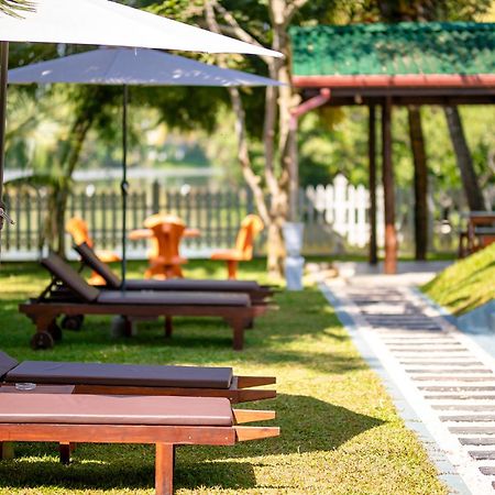 Megabe Villa กอลล์ ภายนอก รูปภาพ