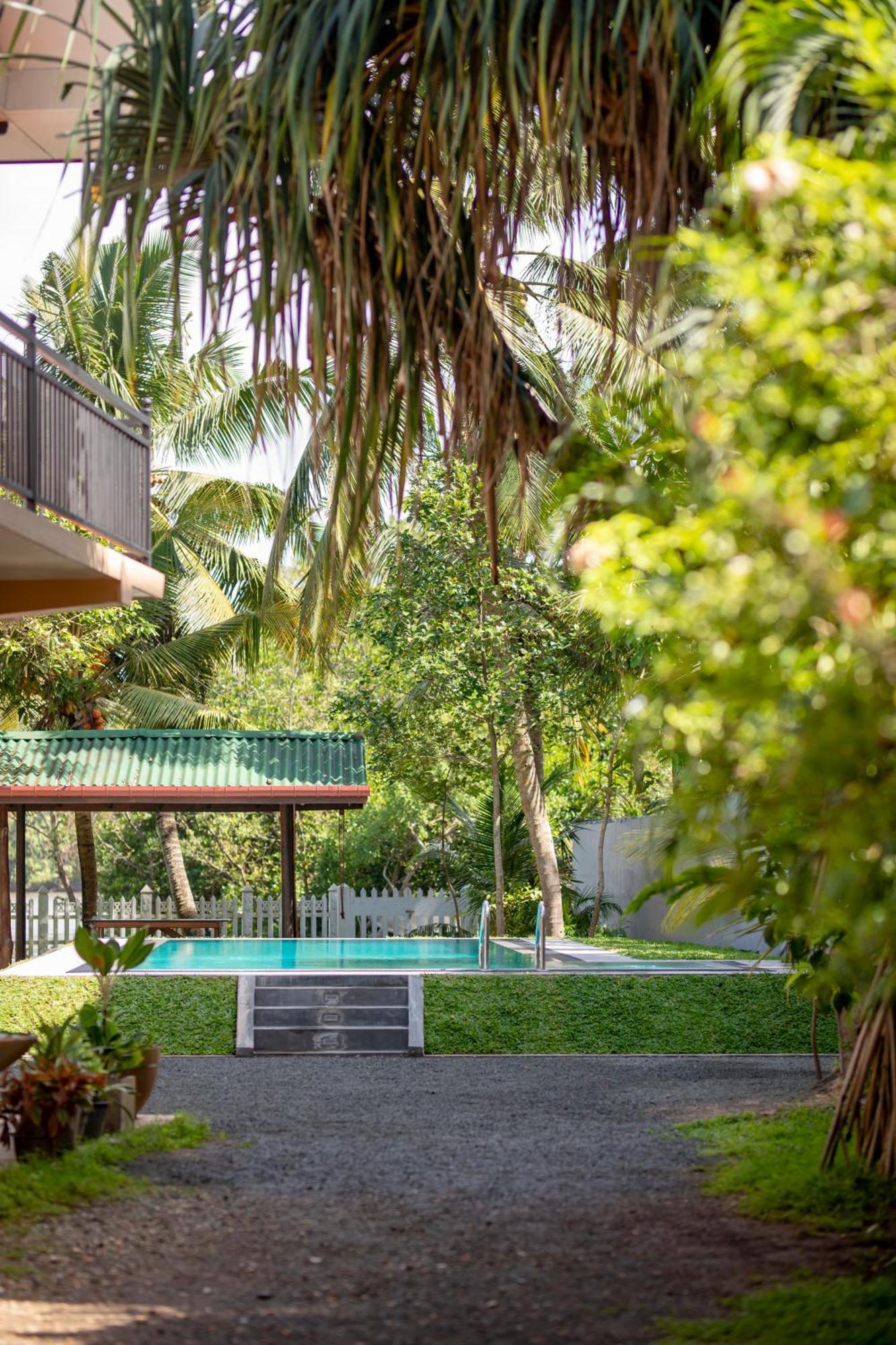 Megabe Villa กอลล์ ภายนอก รูปภาพ