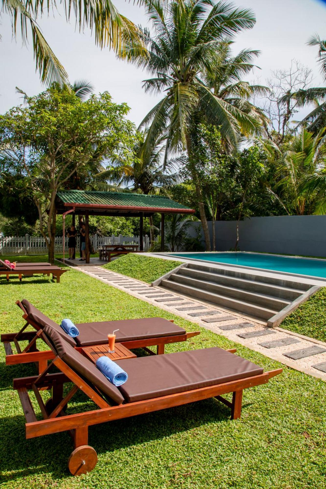 Megabe Villa กอลล์ ภายนอก รูปภาพ