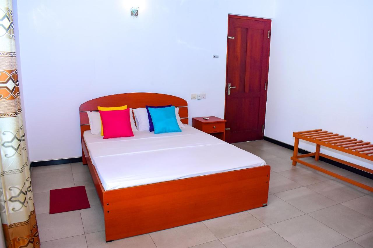 Megabe Villa กอลล์ ภายนอก รูปภาพ